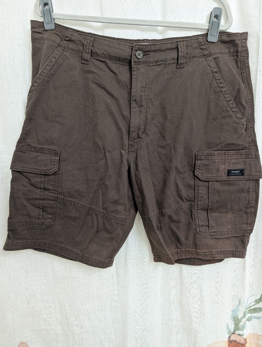 Wrangler Relaxed Fit Cargo Shorts Mens 38x10 Brown Stretch Utility Casual Shorts